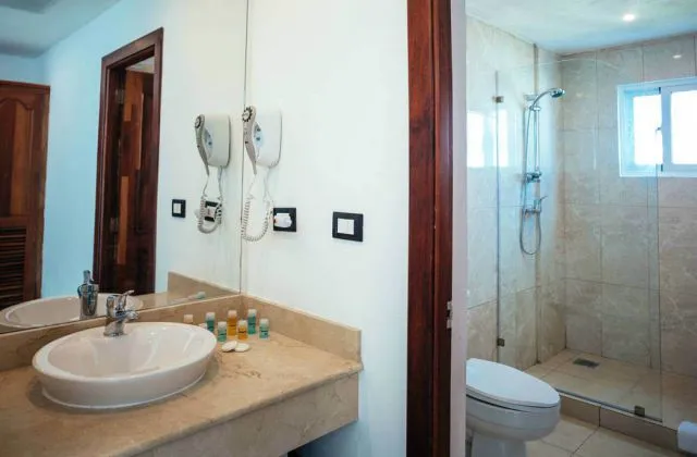 Hotel Whala Bayahibe salle de bain douche